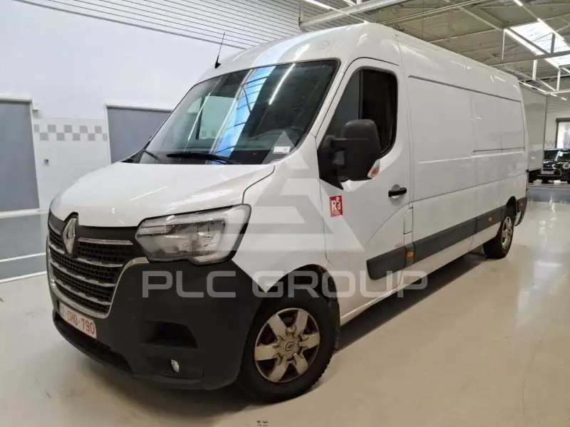2022 Renault Master