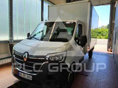 2022 Renault Master