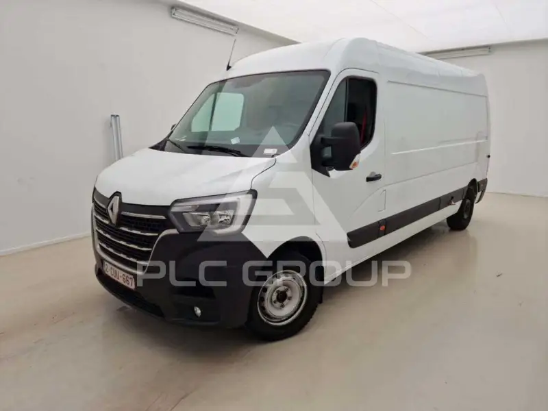 2022 Renault Master
