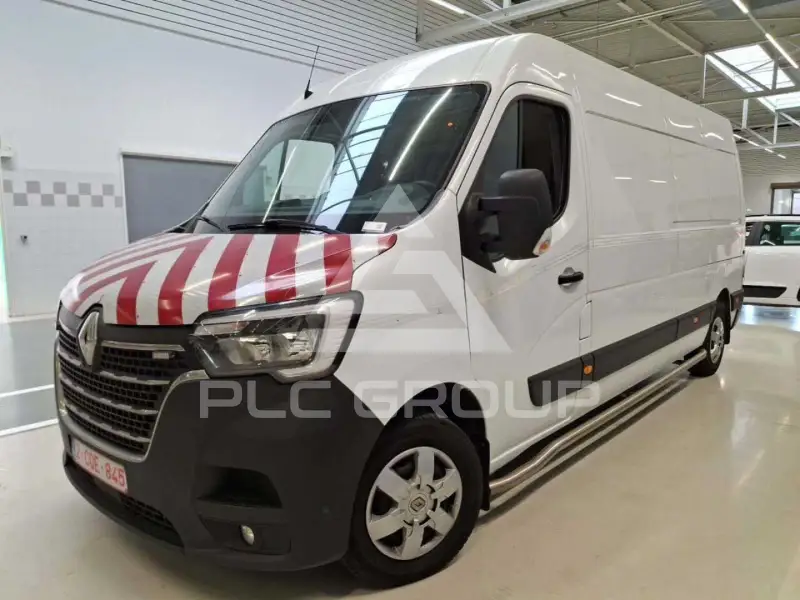 2022 Renault Master