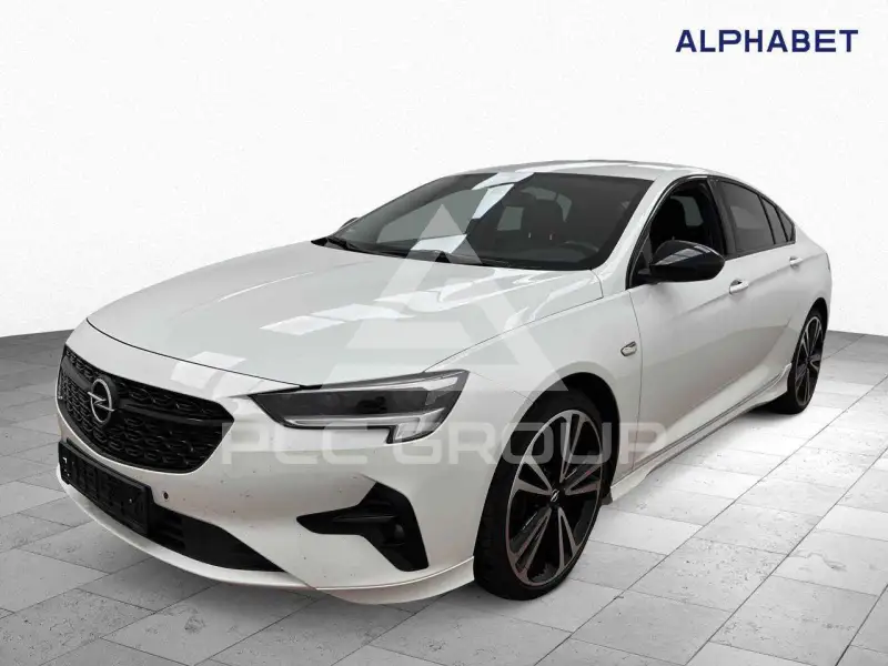 2022 Opel Insignia