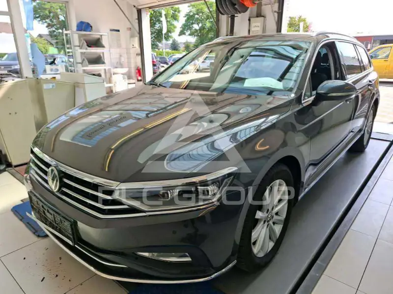 2023 Volkswagen PASSAT