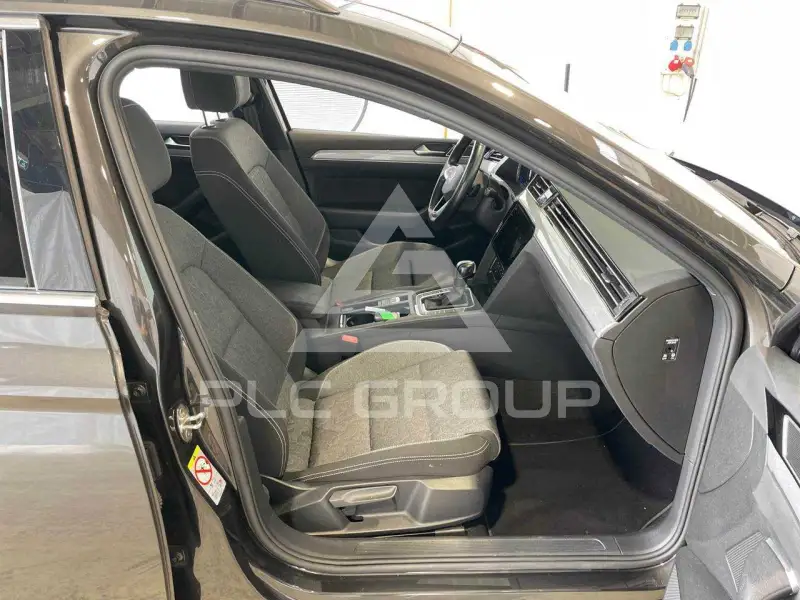 2023 Volkswagen PASSAT