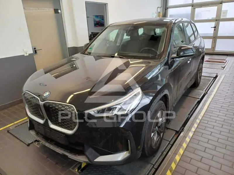 2023 BMW iX
