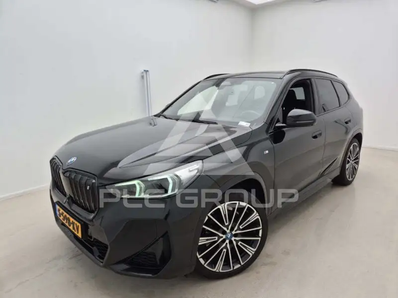 2023 BMW iX