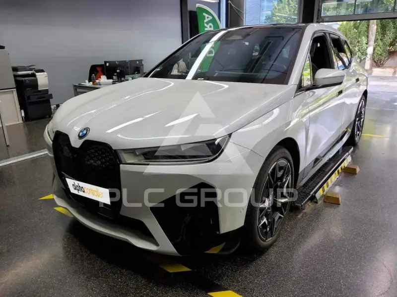 2023 BMW iX