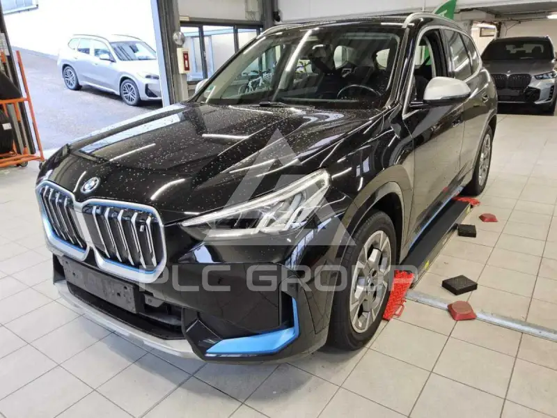 2023 BMW iX