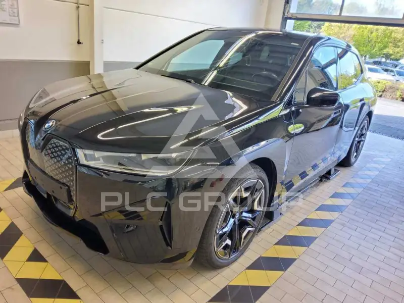 2023 BMW iX
