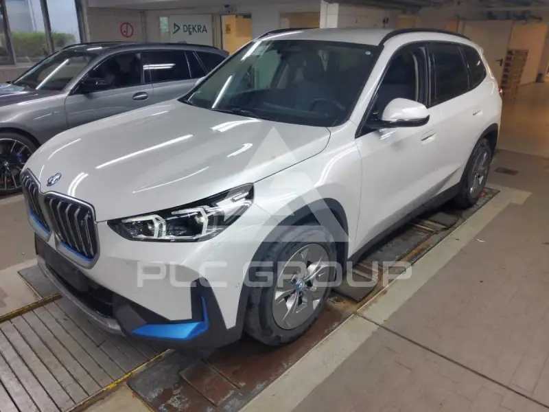 2023 BMW iX