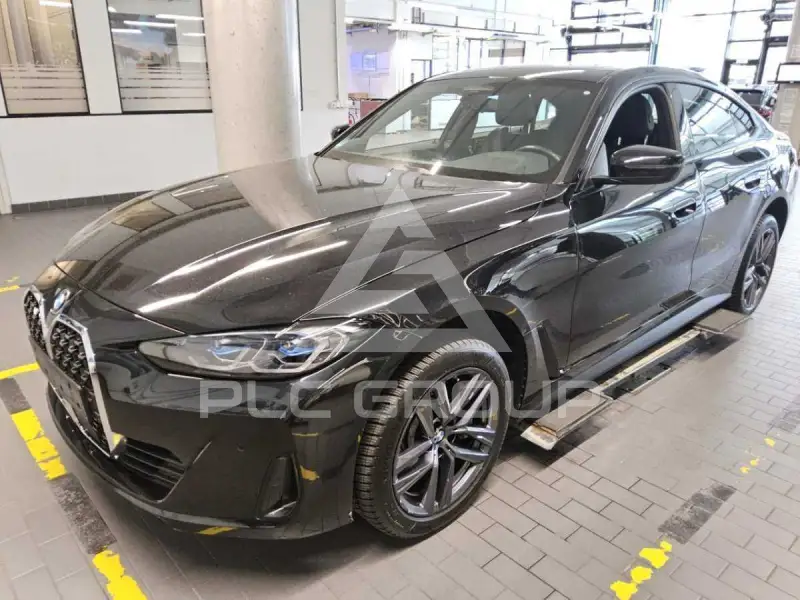 2023 BMW 430