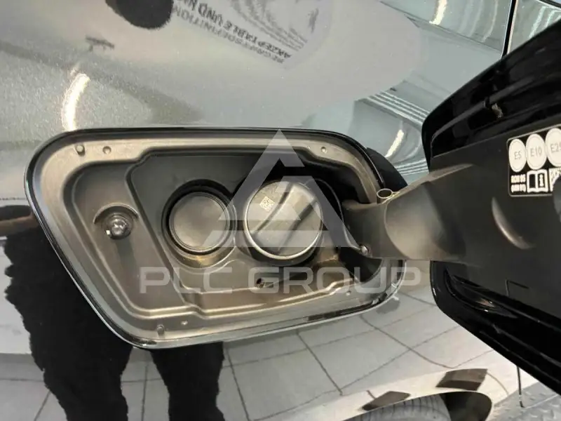 2023 BMW 220