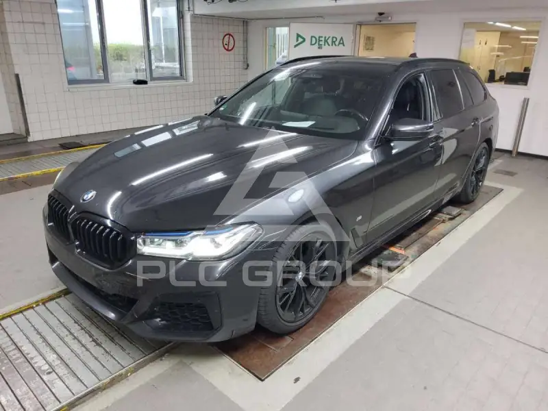 2023 BMW 530