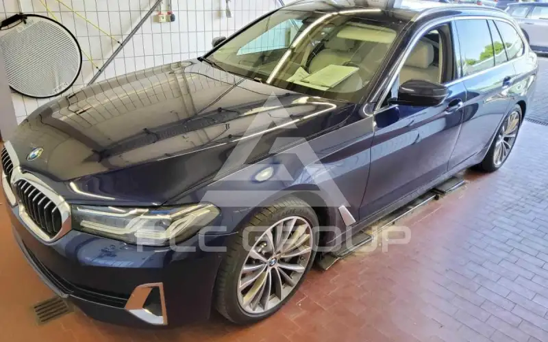 2023 BMW 530