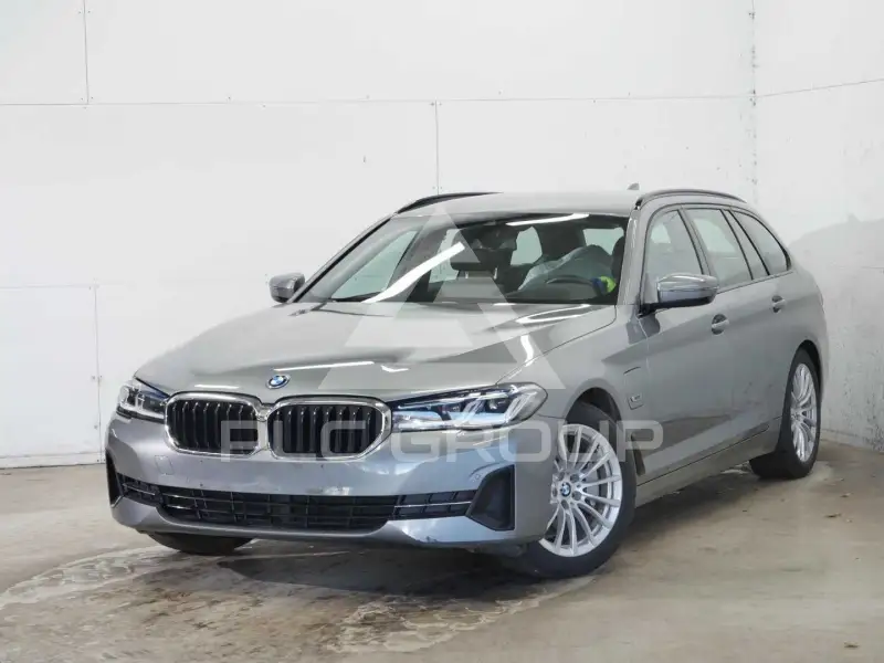2023 BMW 530