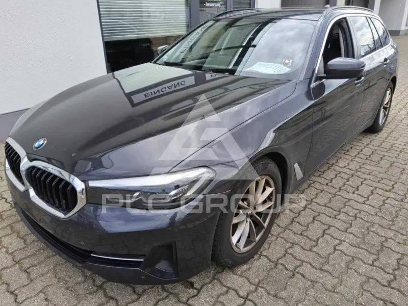 2023 BMW 530