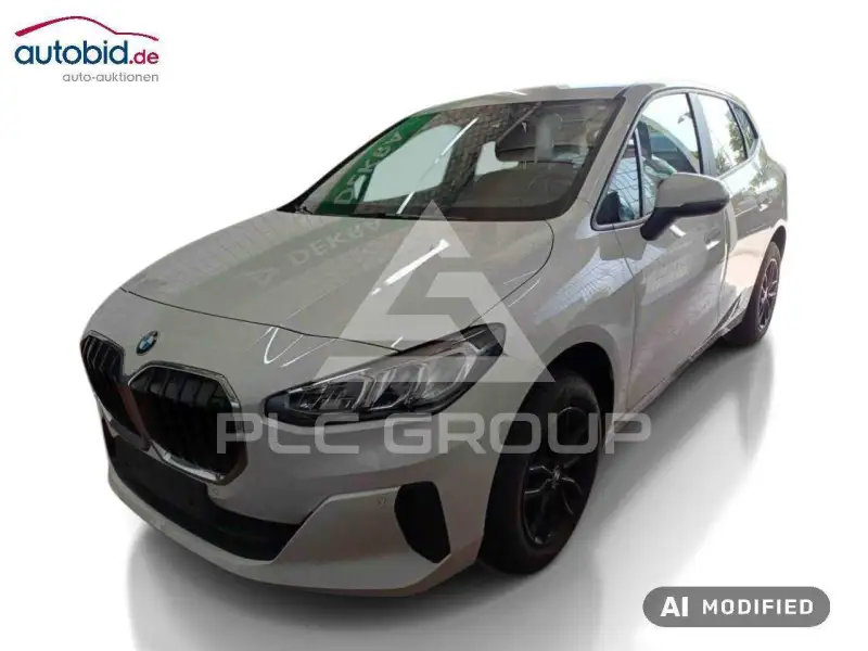 2023 BMW 218