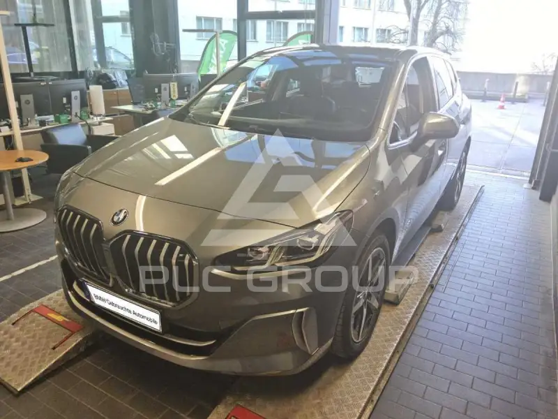 2023 BMW 218