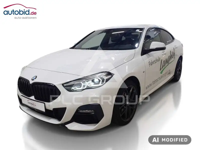 2023 BMW 218