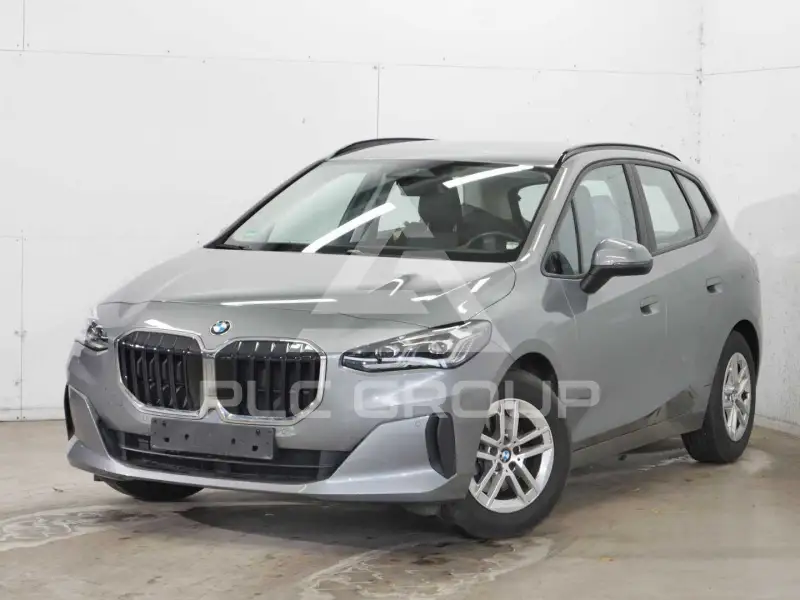 2023 BMW 218