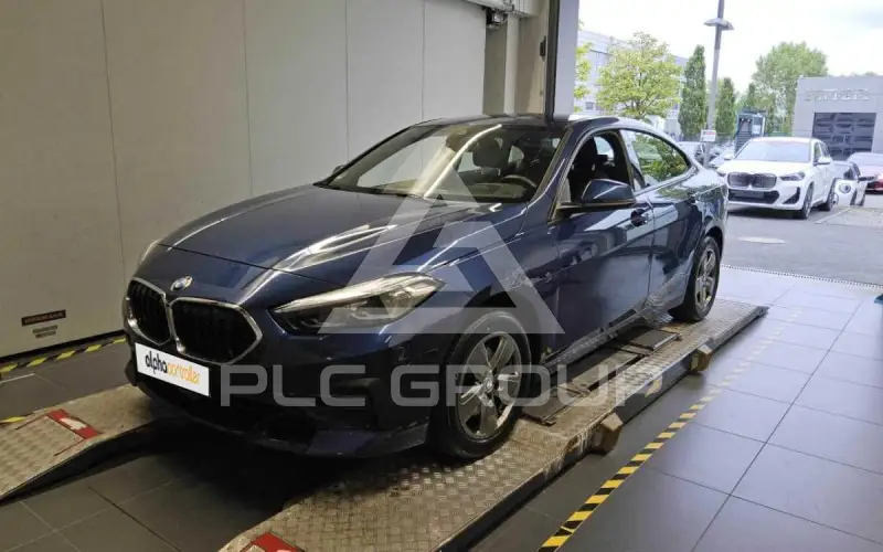 2023 BMW 218