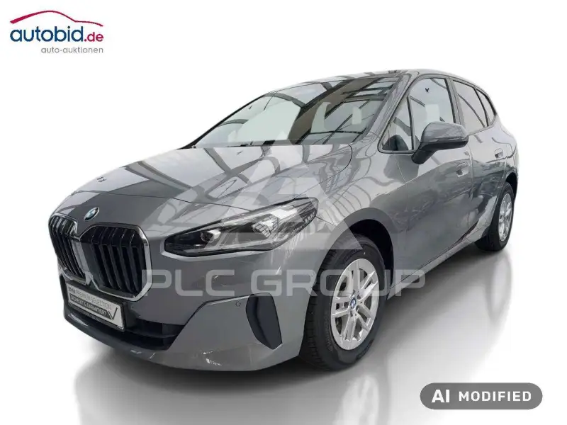 2023 BMW 218