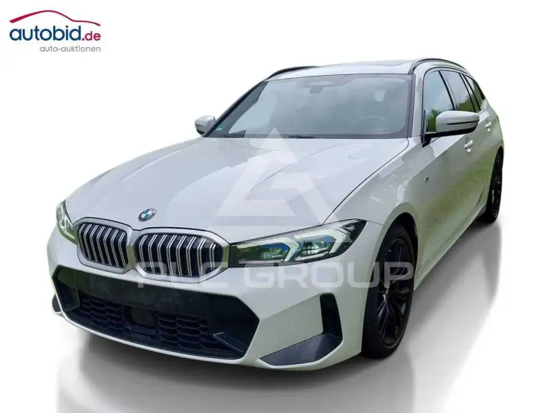 2023 BMW 320