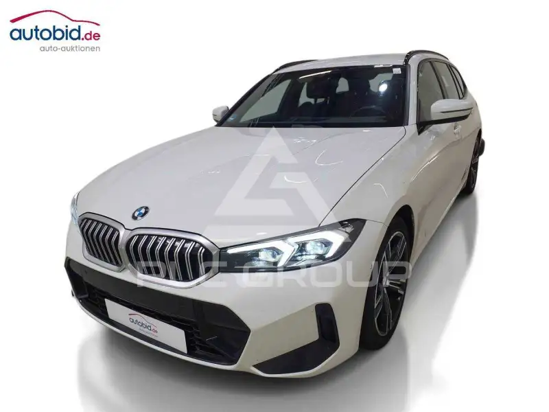 2023 BMW 320