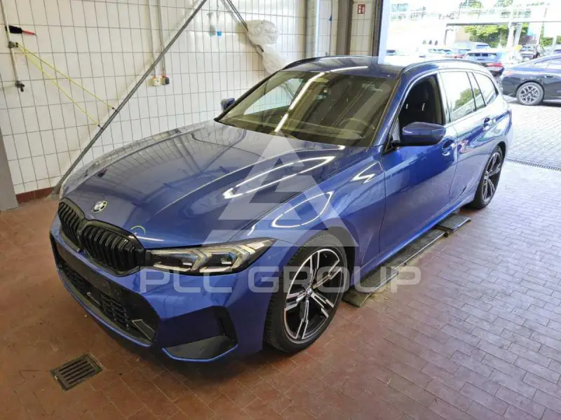 2023 BMW 320
