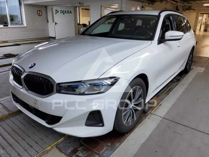 2023 BMW 320