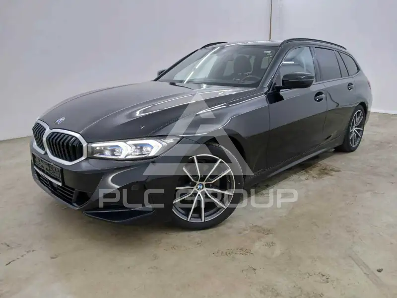 2023 BMW 320