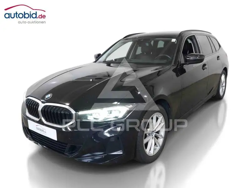 2023 BMW 320