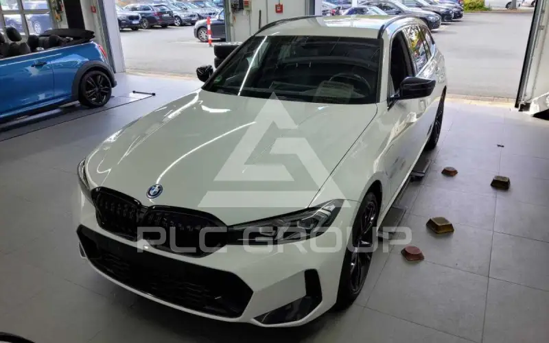 2023 BMW 330