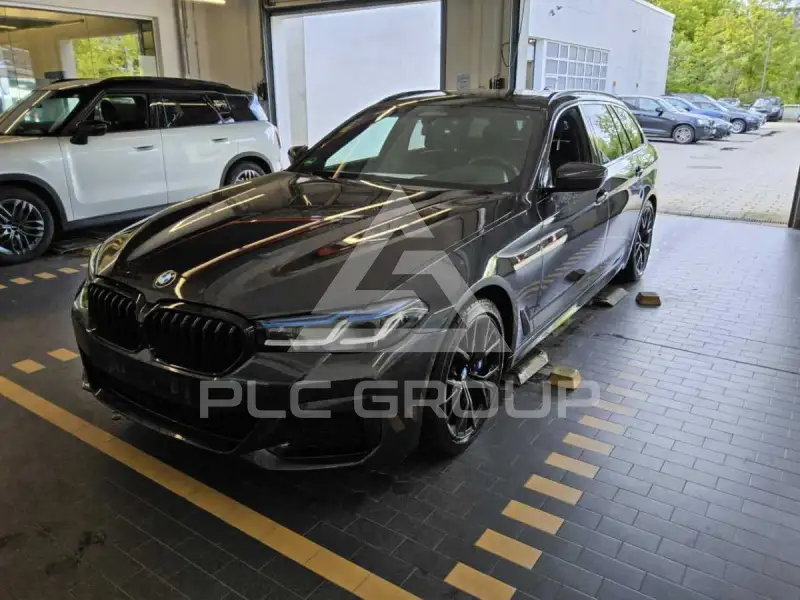 2023 BMW 540