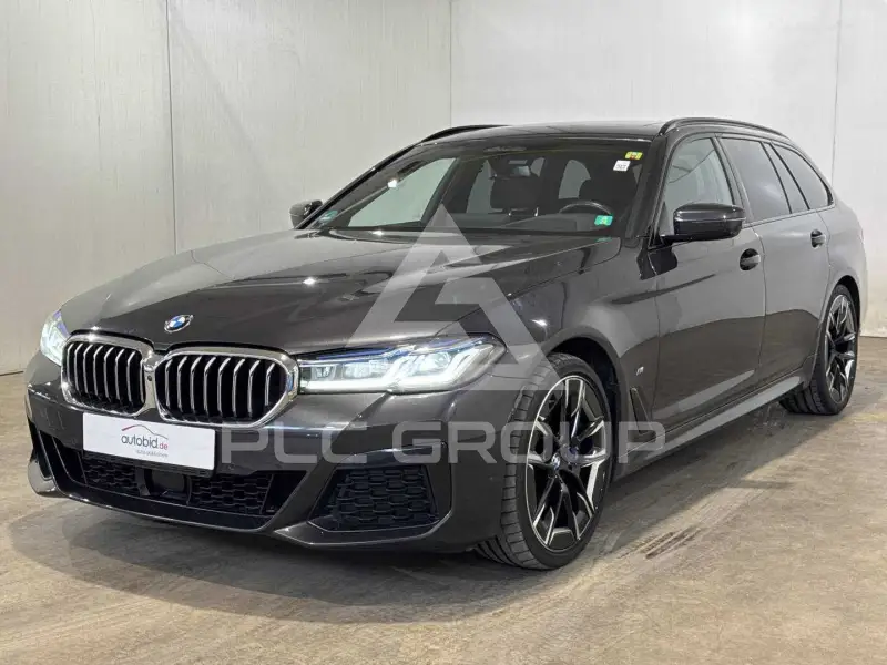 2023 BMW 540