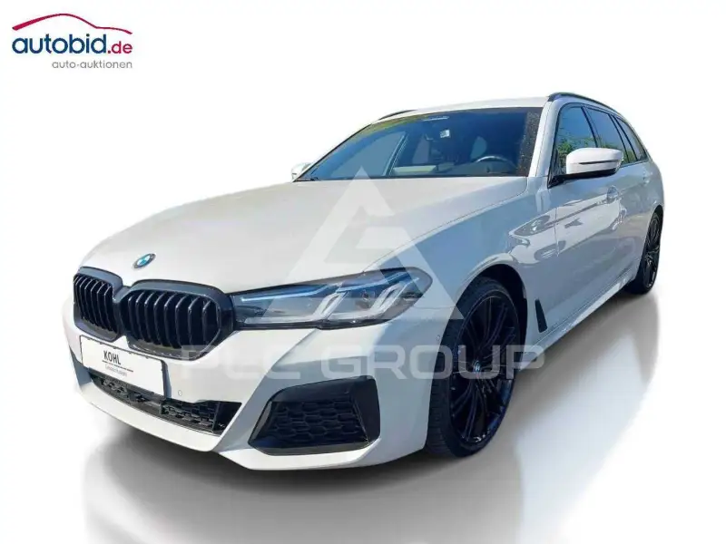 2023 BMW 540