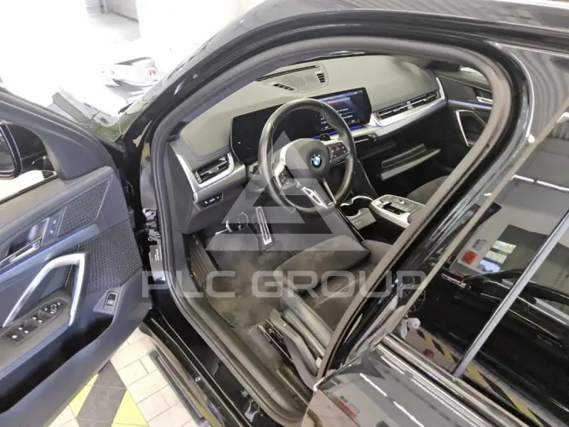 2023 BMW X1