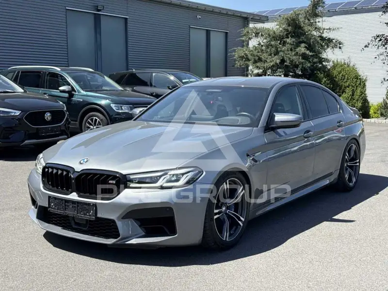 2023 BMW M5