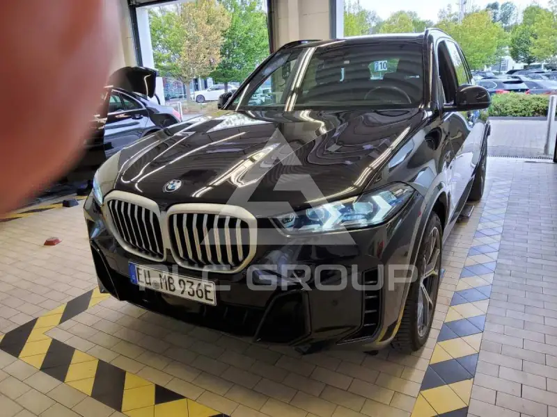 2023 BMW X5