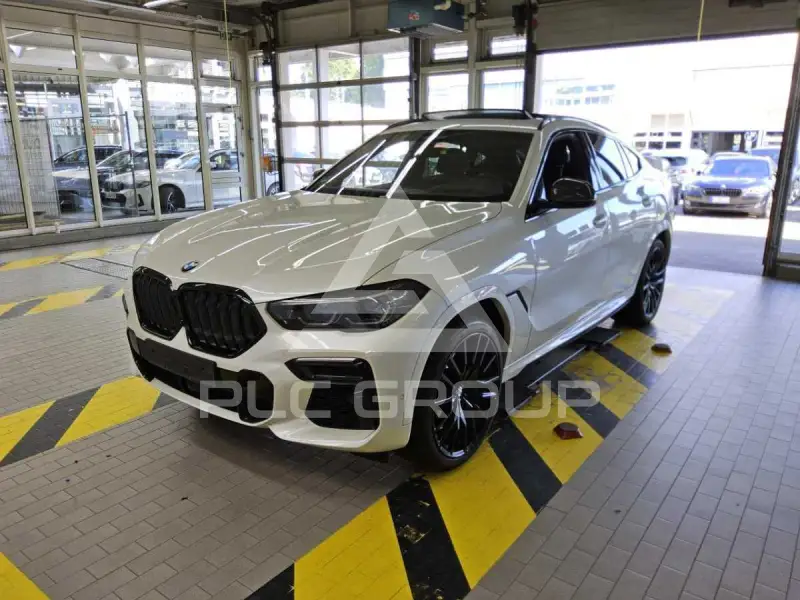 2023 BMW X6