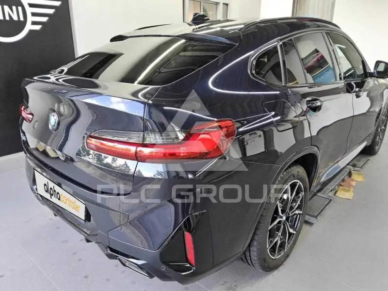 2023 BMW X4