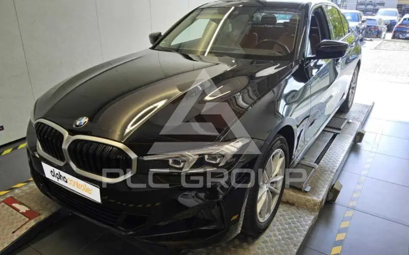 2023 BMW 318