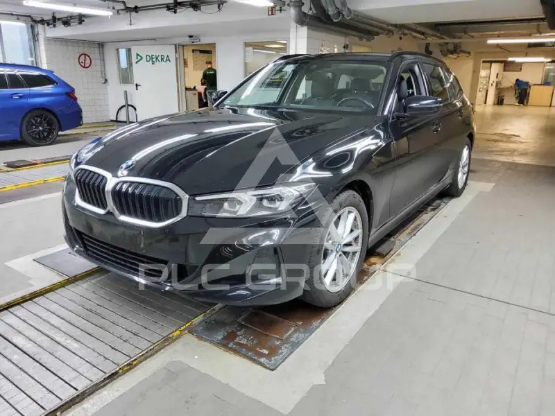 2023 BMW 318