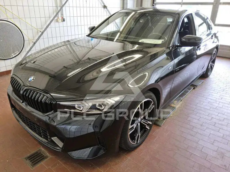 2023 BMW 318