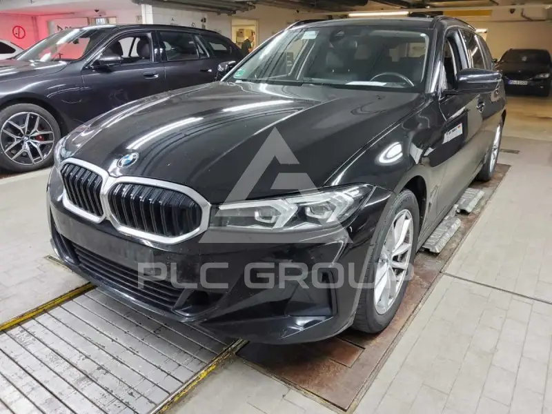 2023 BMW 318