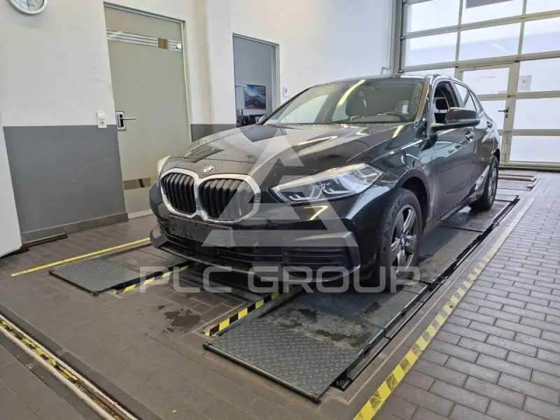 2023 BMW 118