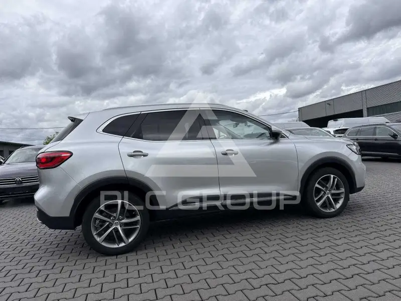 2023 MG Hs
