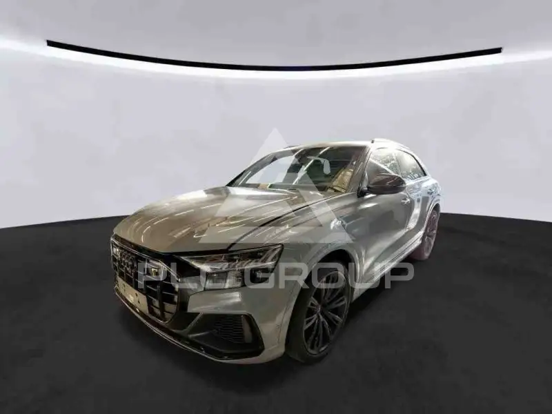 2023 Audi SQ8