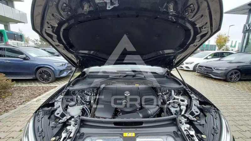 2023 Mercedes Benz GLC 200