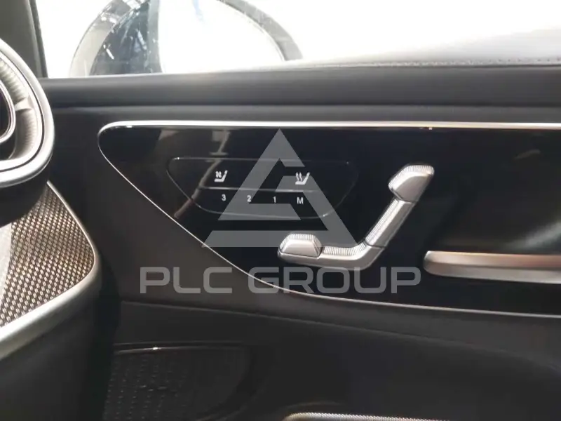 2023 Mercedes Benz GLC 220