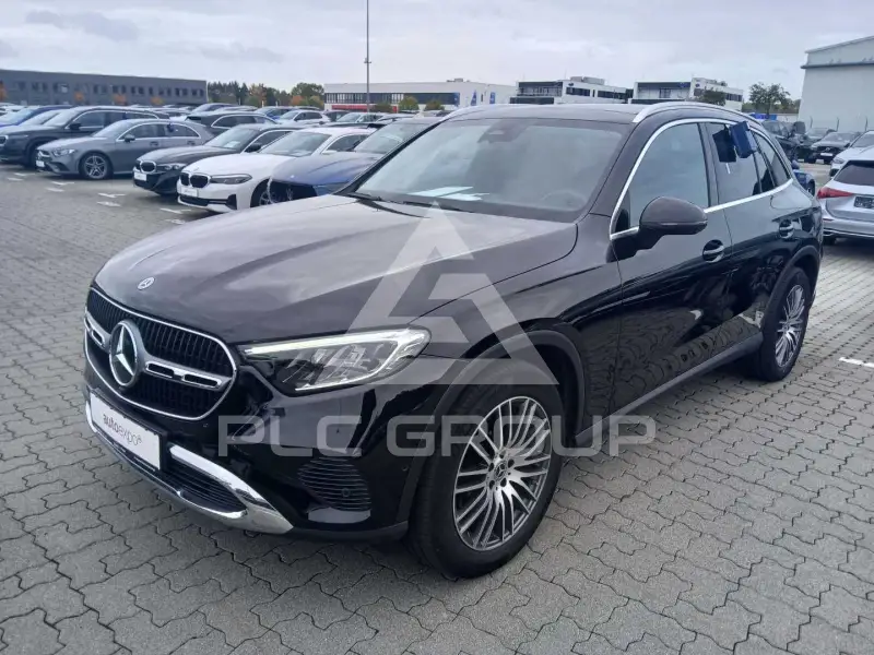 2023 Mercedes Benz GLC 220
